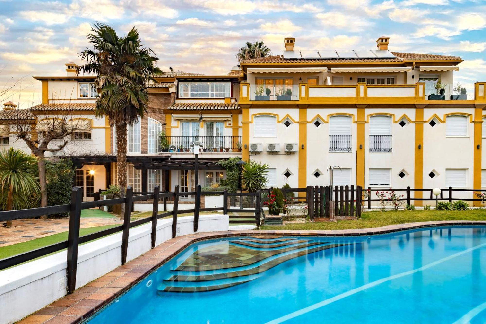 Hotel Cortijo Landete (Adults Only) Armilla Esterno foto